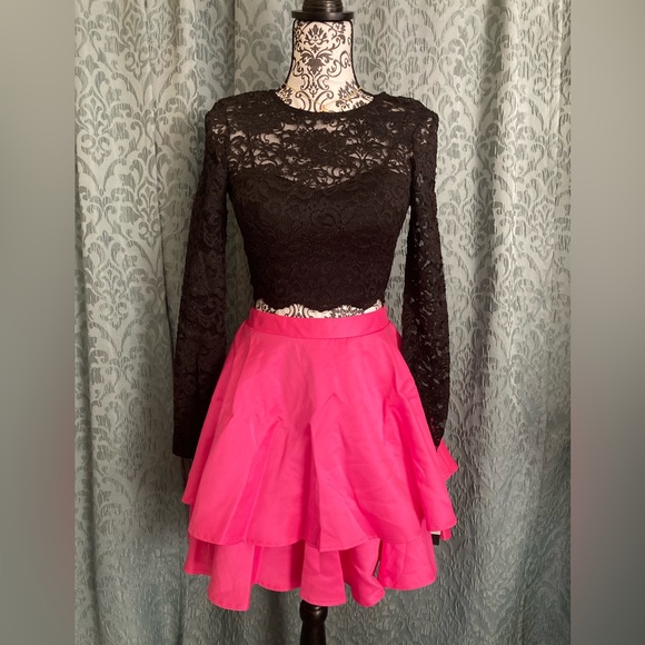 City Studio | NWT Juniors 2-PC Lace Long Sleeve Top & Satin Skirt Dress - Picture 2 of 14